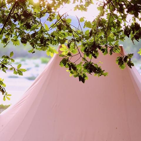 Kampeerplaats - Exclusieve tentplaats aan de oever van de Drôme