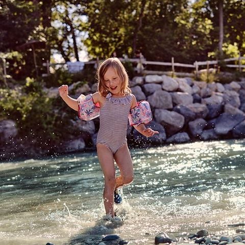 EMPLACEMENT - Emplacement exclusif pour tente en bord de rivière Drôme