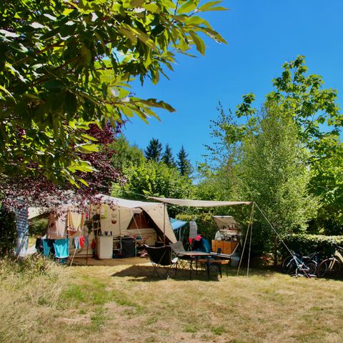 Pitch - caravan + car + electricity