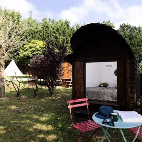 UNUSUAL ACCOMMODATION 2 people - Roulotte Mozart 1 room 2 persons Without sanitary facilities