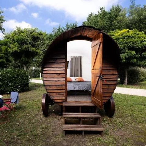 ALOJAMIENTO INUSUAL 2 personas - Caravana Van Beethoven 1 habitación 2 personas