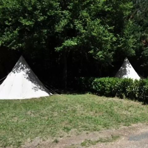 Tent 2 persons - Tipi Tips 1 room 2/5 persons Without sanitary facilities