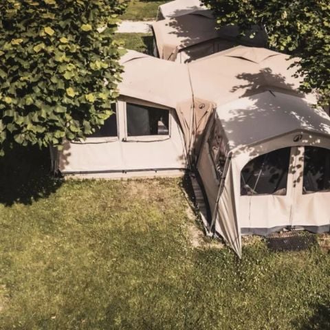Tente en toile et en bois 6 personnes - Savannah Lodge 4 Pièces 6 Personnes Sans Sanitaire