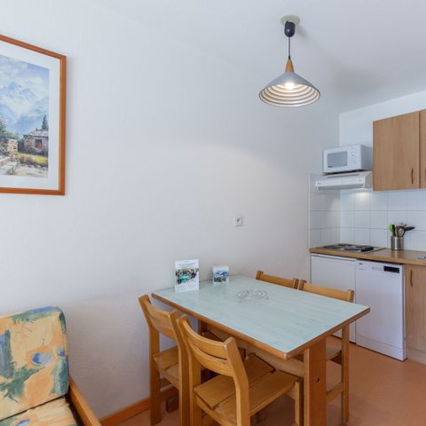 Apartment 4 persons - 2 rooms 4 persons