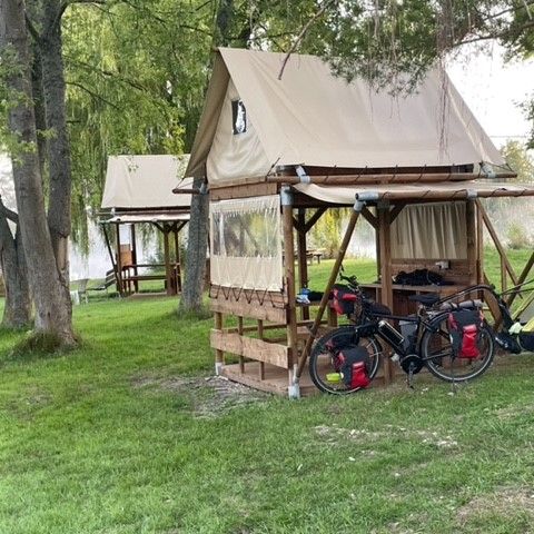 TIENDA DE LONA Y MADERA 2 personas - Vivaque