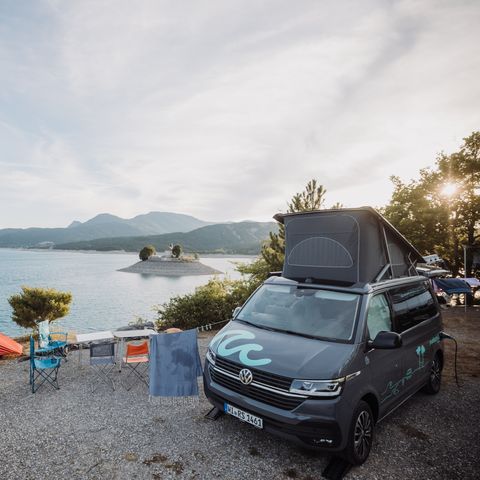 PLOT - Confort Rivage (electricity, facing the lake)