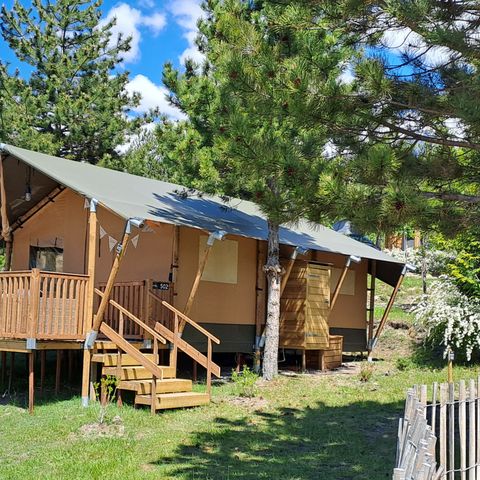 Tente en toile et en bois 6 personnes - Tente Lodge Prestige Plus - 2 chambres - 1SDB - 35m²