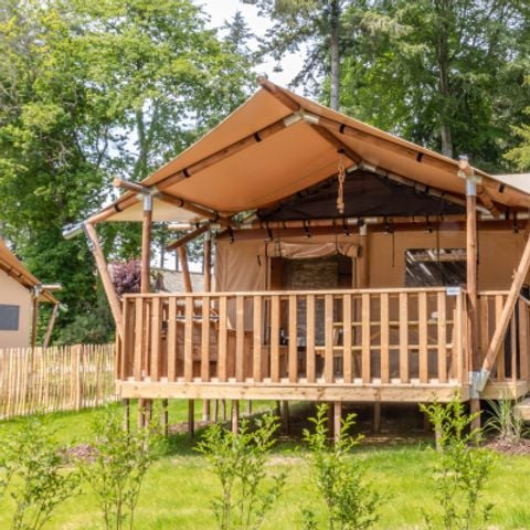 Tente en toile et en bois 6 personnes - Safari Prestige Plus 6pers 3ch 1SDB 49m²
