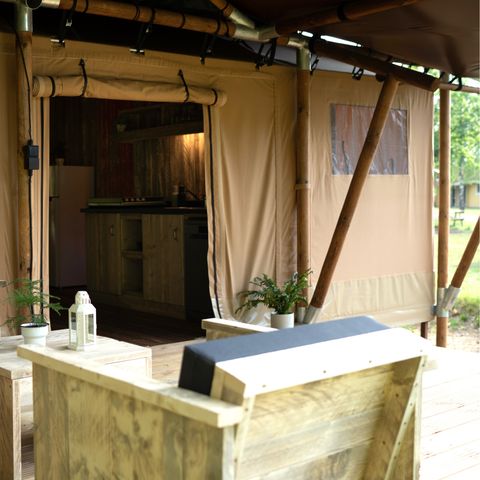 Tente en toile et en bois 6 personnes - Safari Prestige Plus 6pers 3ch 1SDB 49m²
