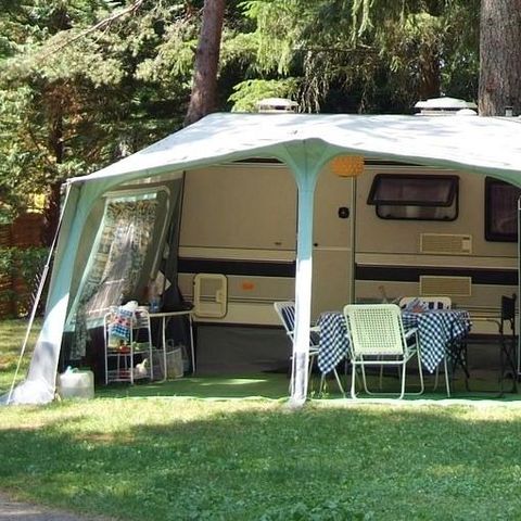 PLOT - Comfort pitch 80m² - 10A