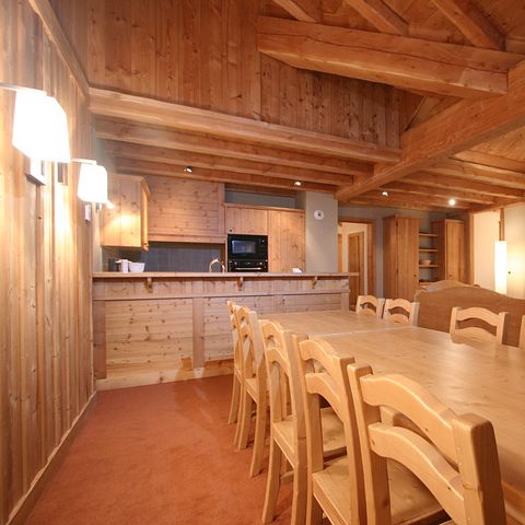 APARTMENT 10 people - 5 rooms with sleeping area for 10 people