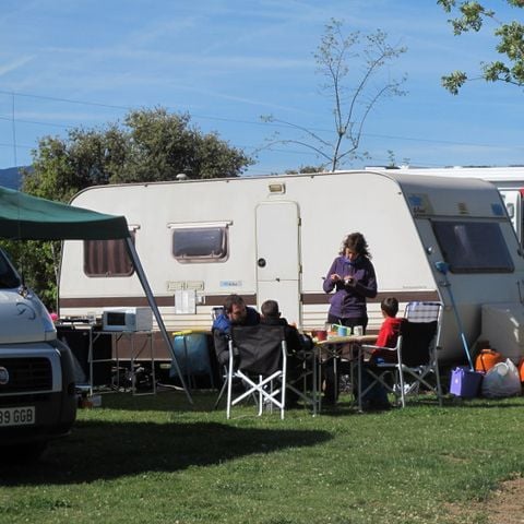 Pitch - Césped de 100 metros