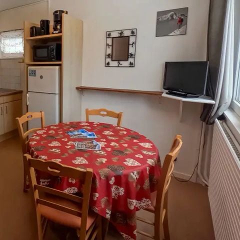 APARTMENT 4 people - 2 rooms for 4 people