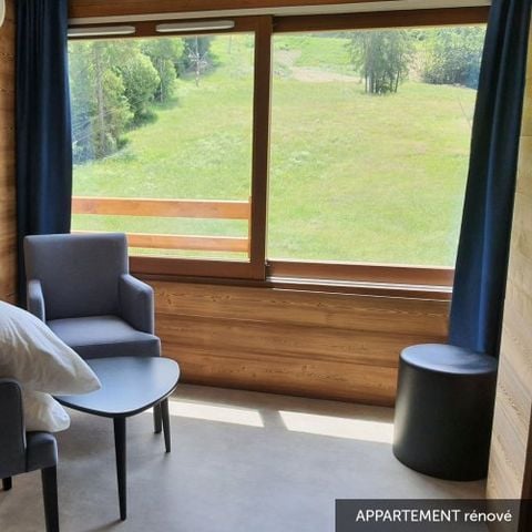 Appartement 5 personnes - "Rénové-Etage" - 2 Pièces