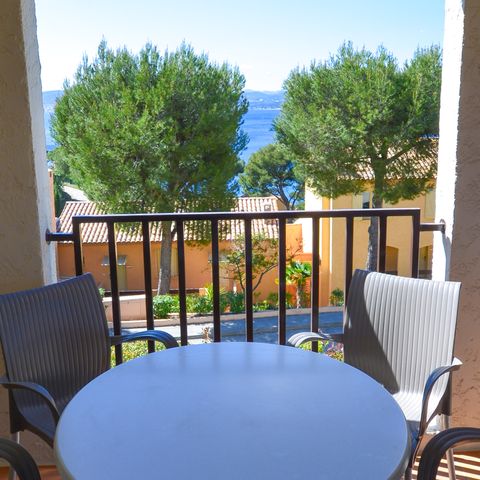 Apartment 4 persons - 2-room "Terrasse" flat