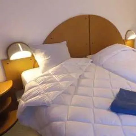Hotelkamer 5 personen - Kamer van 28 m², 2 kamers (zonder keuken)
