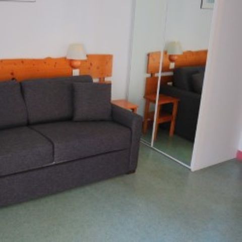 Piso 5 personas - Piso 1 habitación (cl)