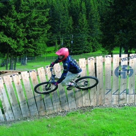 VVF Villages - Le Massif de Belledonne - Les-Sept-Laux - Camping Isère - Image N°6