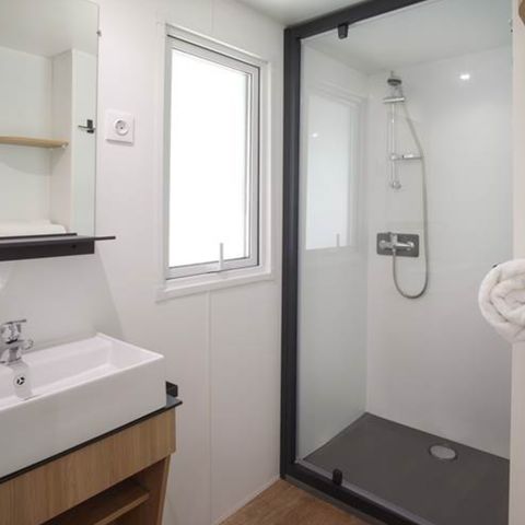 Mobilhome 4 personnes - Nest29 30,8 m²- 2 chambres + Terrasse couverte + TV