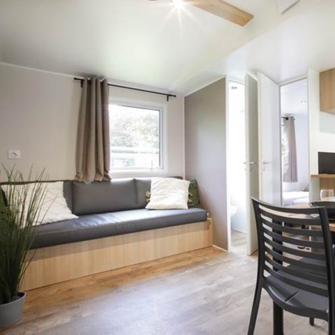 Mobilhome 4 personnes - Nest29 30,8 m²- 2 chambres + Terrasse couverte + TV