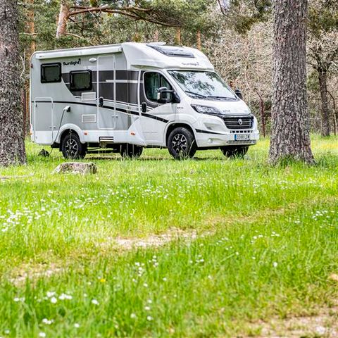 Kampeerplaats - PARCELA AUTOCARAVANA