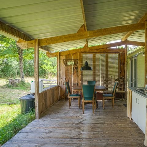 MOBILE HOME 7 people - price included for 4 participants