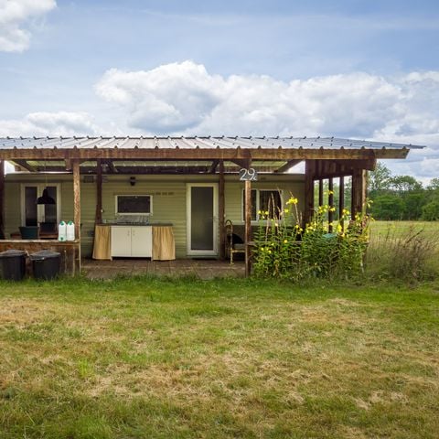 Mobile home 7 persons - price included for 4 participants