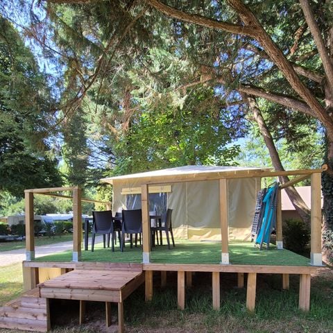 CANVAS BUNGALOW 5 people - without sanitary facilities