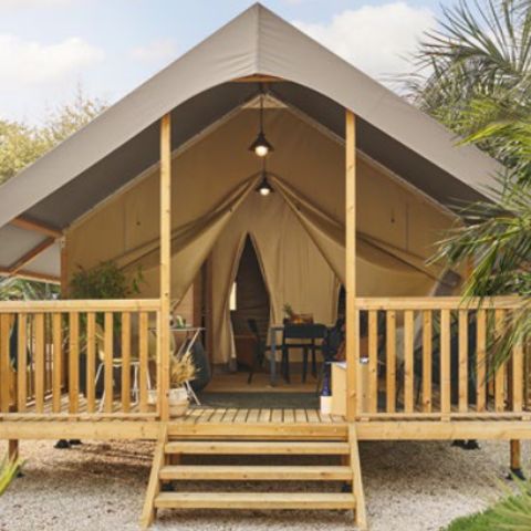 ALBERGUE 4 personas - Mini-Madera sobre pilotes de lona, sin instalaciones sanitarias, para 4 personas