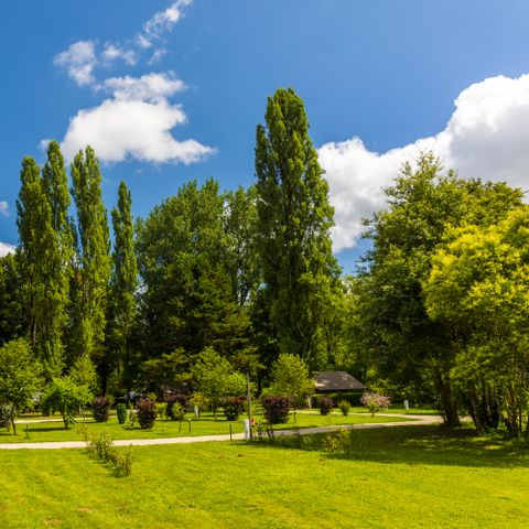 STAANPLAATS - voor tenten, caravans en campers