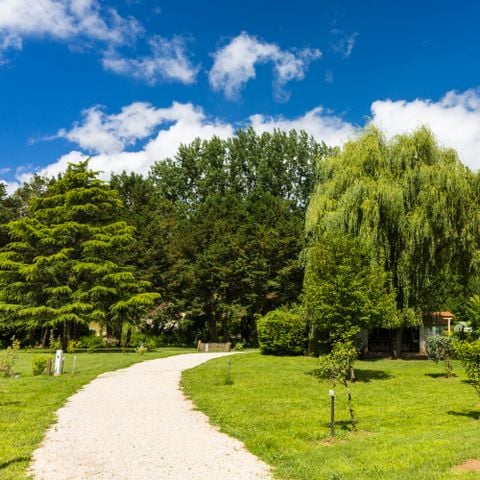 EMPLACEMENT - pour tente, caravane et camping-car 