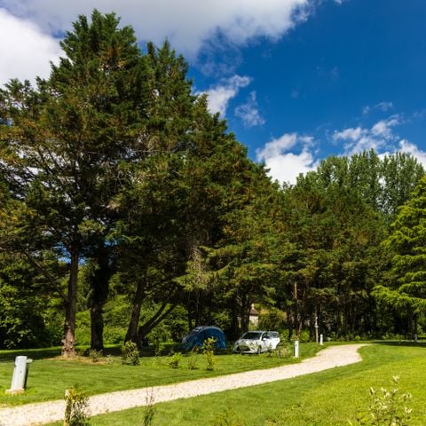 STAANPLAATS - Standplaatsen voor tenten, caravans en campers zonder elektriciteit