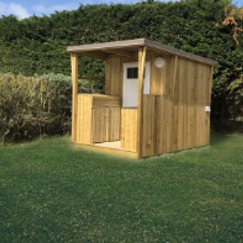 STAANPLAATS - Premium staanplaats voor tent, caravan en camper met privé sanitair + keukenhoek