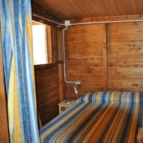 Bungalow 4 persons - wooden 2+2 Comfort