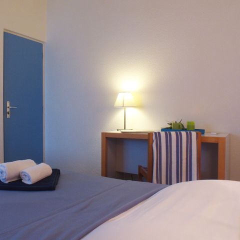 APARTEMENTO 4 personas - "Planta 3 Habitaciones 4 pers