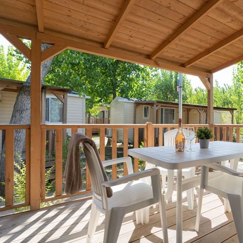 LODGE 4 personnes - Lodge Animaux Admis