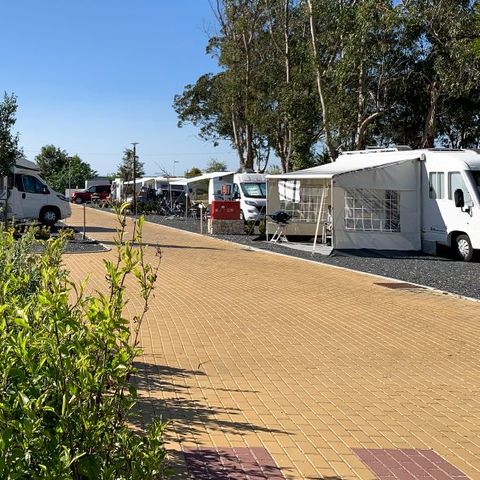 Stellplatz - Stellplatz ** + Wasser