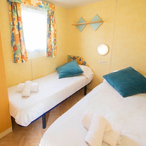 Bungalow 5 persons - 2 rooms 4 adults + 1 child