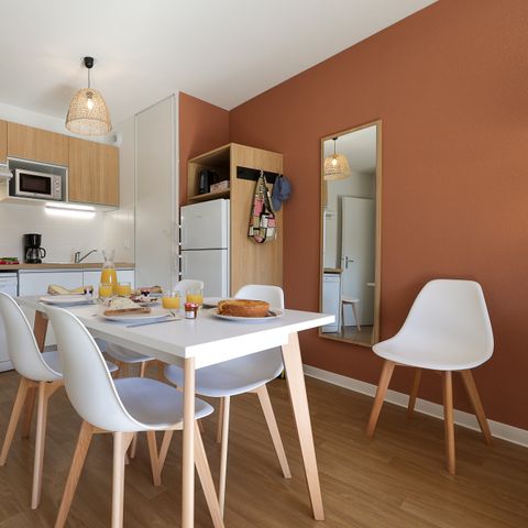 APPARTEMENT 4 personen - G/352 2 stuks