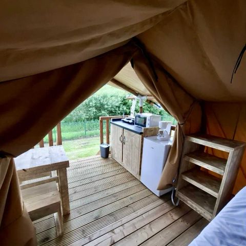 Unique 2 persons - Junior lodge tent - 1 bedroom
