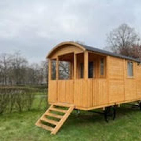 HÉBERGEMENT INSOLITE 4 personnes - Roulotte 