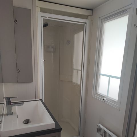 Mobile home 6 persons - 30m² 3 bedrooms, air-conditioned, 18 m² terrace
