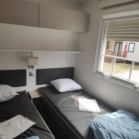 Mobile home 6 persons - 30m² 3 bedrooms, air-conditioned, 18 m² terrace