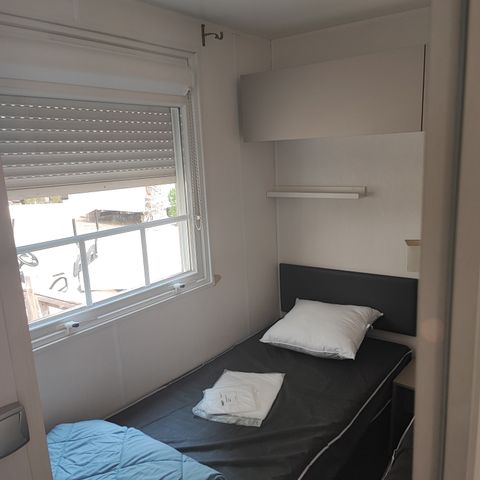 Mobile home 6 persons - 30m² 3 bedrooms, air-conditioned, 18 m² terrace