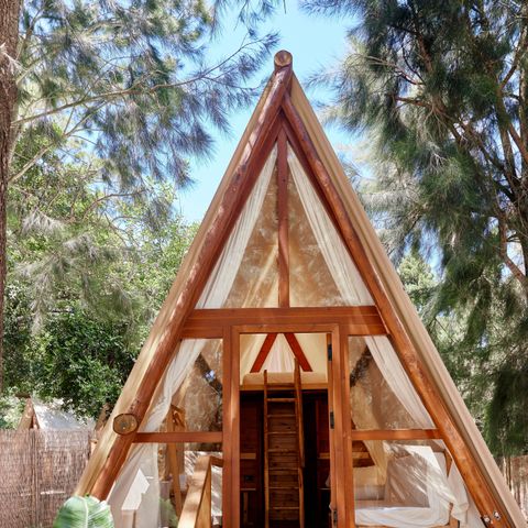 Tente en toile et en bois 4 personnes - Tente Sauceda - 25m²