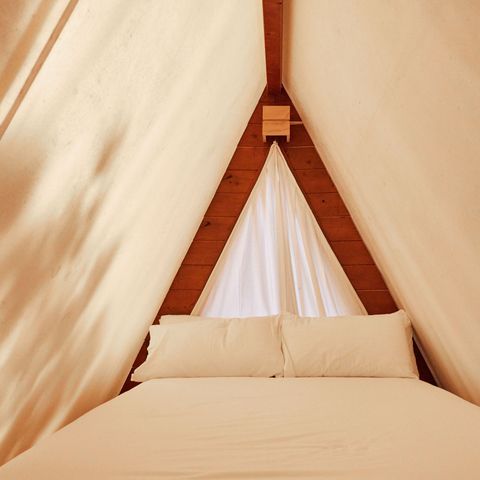 Tente en toile et en bois 4 personnes - Tente Sauceda - 25m²