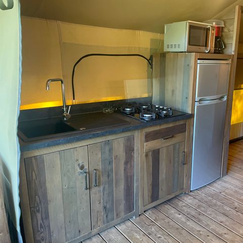 TENDA IN TELA E LEGNO 5 persone - Loggia di legno KENYA - 2 camere