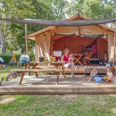 LODGE 5 Personen - Lodge Victoria - ohne Sanitäranlagen Bettwäsche + Pflegeset inbegriffen