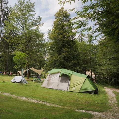 PIAZZOLA - Piazzola per tenda - Vista sul fiume
