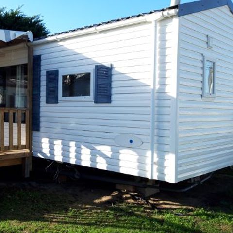 Stacaravan 4 personen - POMME DE PIN - 24m² - 2 kamers + terras